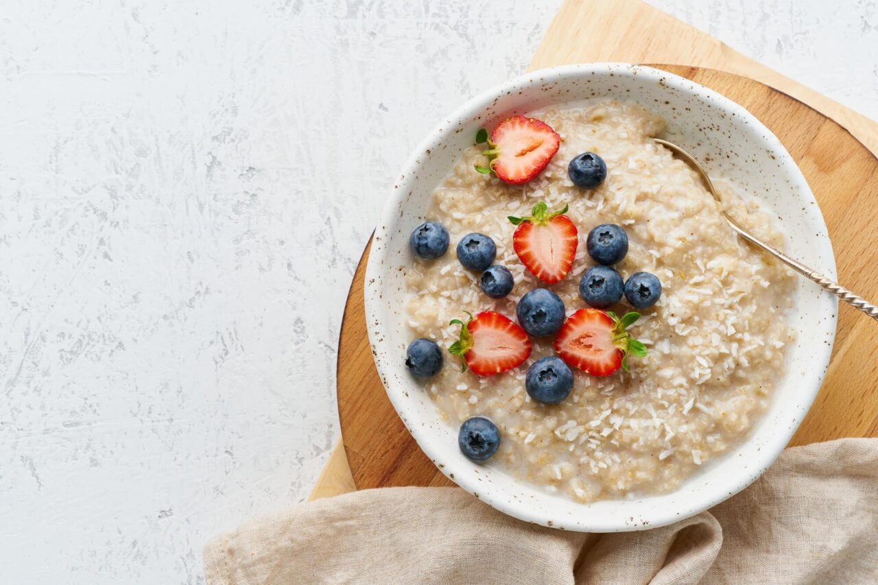 Can Dogs Eat Oatmeal? Is It Good For Dogs?